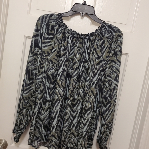 BeachLunchLounge Marissa Black Glow Peasant Top Size Large 100% Viscose - Picture 9 of 10